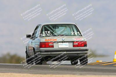 media/Feb-17-2024-Nasa AZ (Sat) [[ca3372609e]]/5-Race Group B/Session 2 Qualify (Turn 16)/